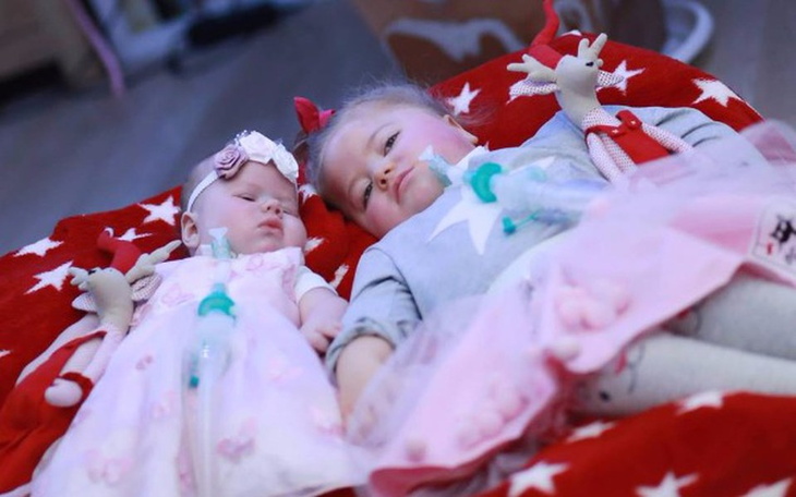 Zbiórka Dumka na dwa serca-Madzia i Nina - zdjęcie główne