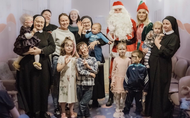 Zbiórka Ferie w Domu samotnej matki 2022 - zdjęcie główne