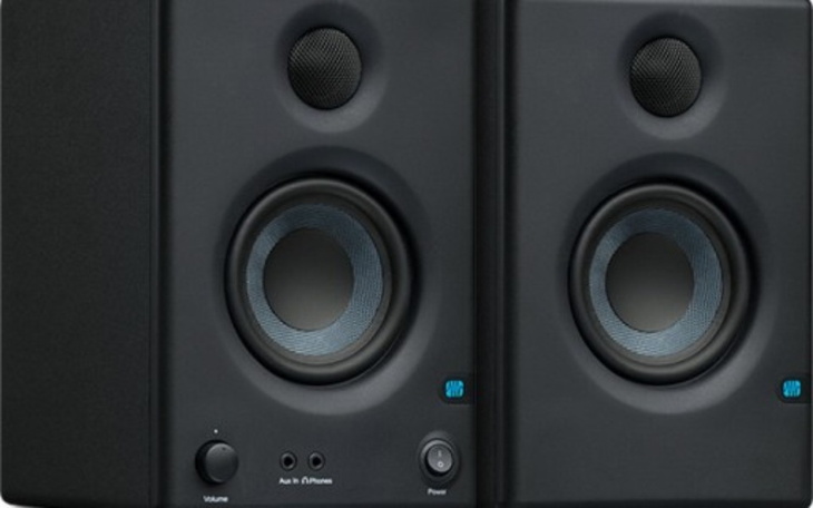 Zbiórka Na sprzęt do studia - zdjęcie główne