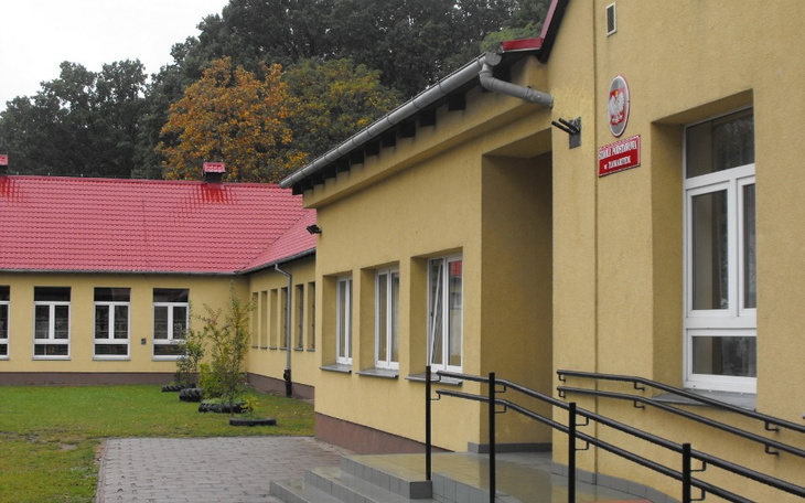 Zbiórka Skrzynka do AED dla szkoły - zdjęcie główne