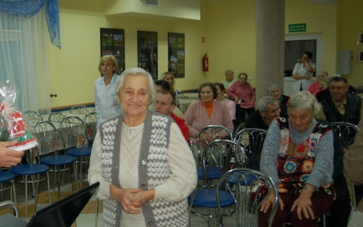 Zbiórka Wesołe Święta Dla Starszych Osób - zdjęcie główne