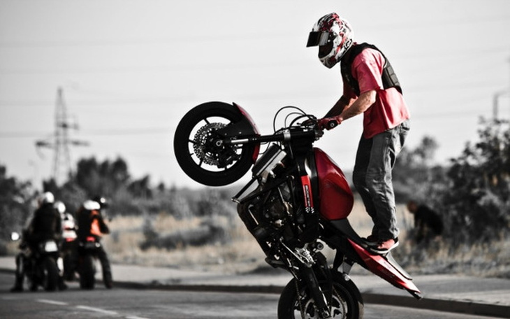 Zbiórka Motocykl do stuntu dla 14 latka - zdjęcie główne