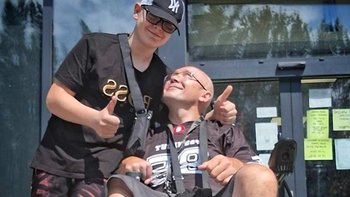 Zbiórka By godnie żyć -na leki, leczenie - miniaturka zdjęcia