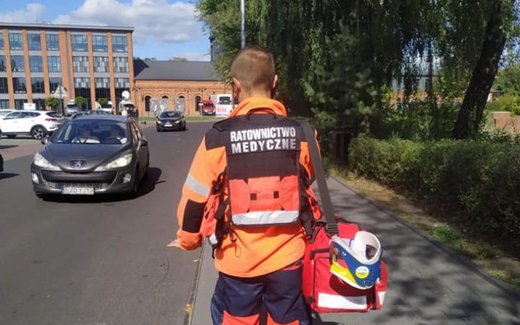 Zbiórka Karetka z wyposażeniem i sprzęt - zdjęcie główne