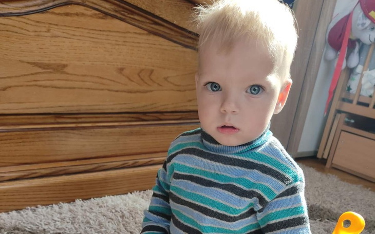 Zbiórka Leczenie neurologiczne Saszy - zdjęcie główne