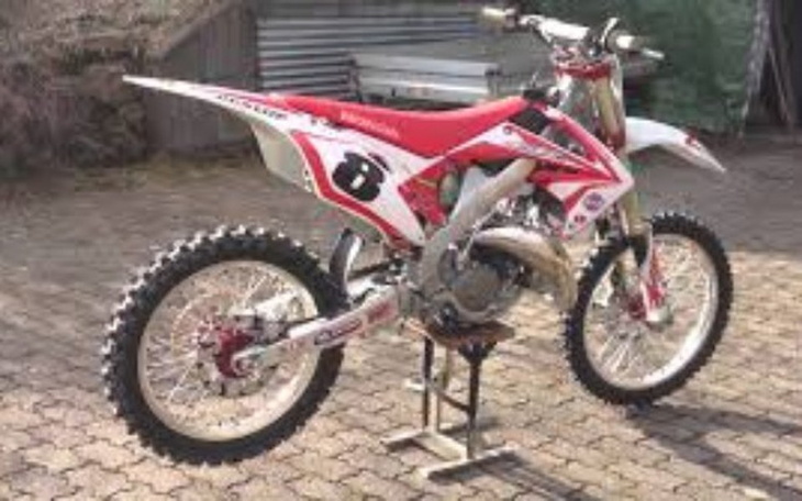 Zbiórka Na Pierwsze moto (Honda cr 125) - zdjęcie główne