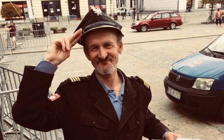 Zbiórka Na lepsze życie,laptopa i stroje - zdjęcie główne