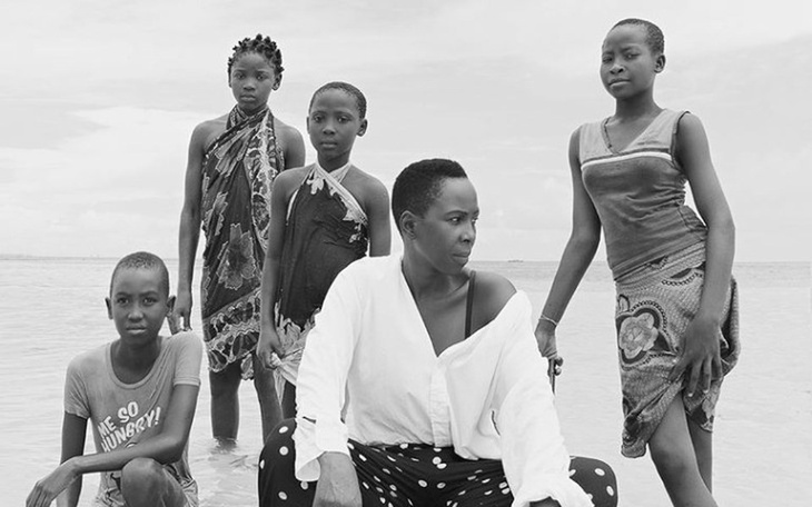 Zbiórka Maszyna do szycia dla Ross - zdjęcie główne