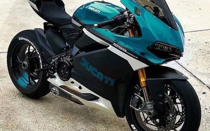 Zbiórka Zbieram na motor Yamaha r1 - zdjęcie główne