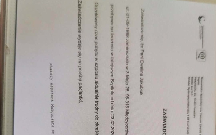 Dokument potwierdzający leczenie w szpitalu, z datą i danymi pacjenta.