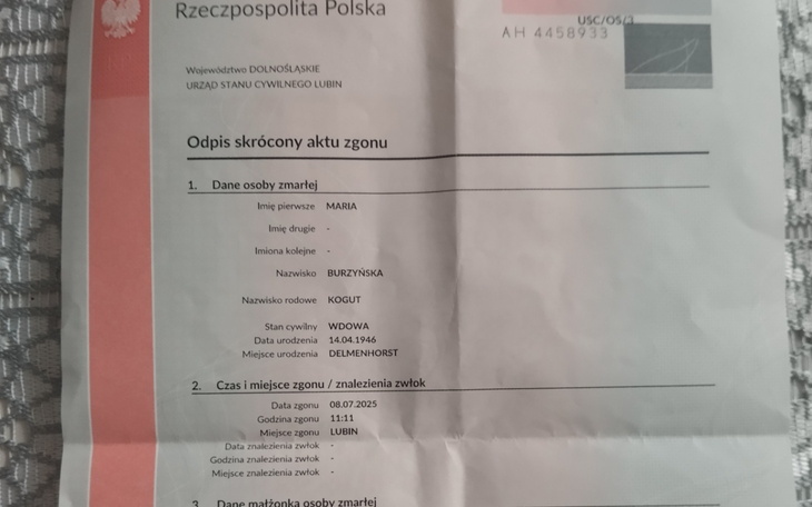 Dokument urzędowy z danymi osobowymi.