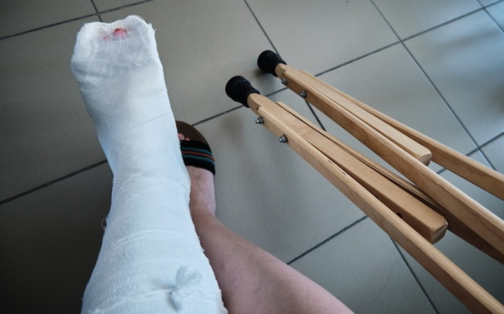 Zbiórka Na nowe kule dla Janusza - zdjęcie główne