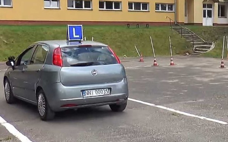 Zbiórka Na prawo jazdy dla mojej siostry - zdjęcie główne