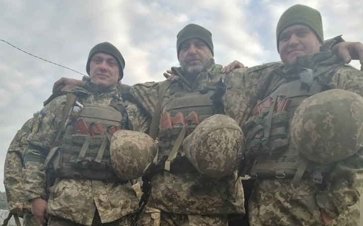 Zbiórka Ukraina nadal się broni - zdjęcie główne