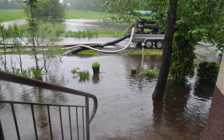 Zbiórka Pomoc dla dziadków po powodzi - zdjęcie główne
