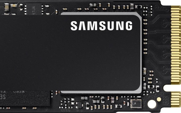 Zbiórka na części do komputera laptopów - zdjęcie główne