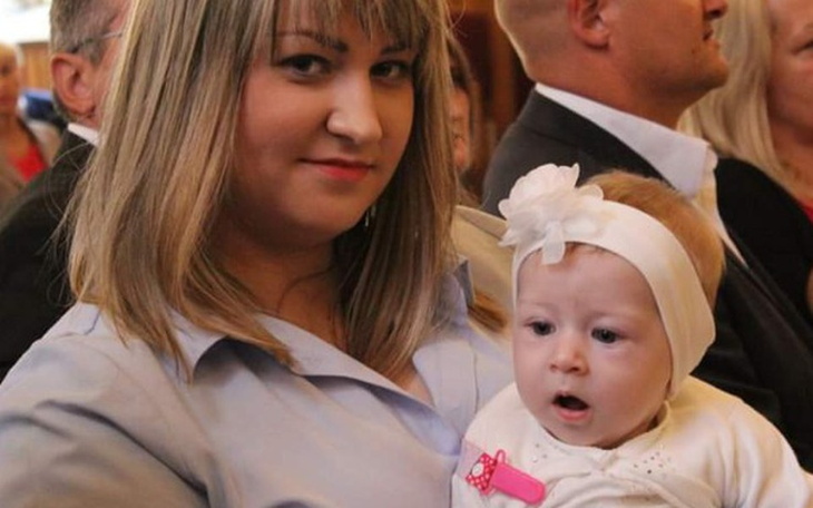 Zbiórka Pomoc dziewczyńce i jej mamie - zdjęcie główne