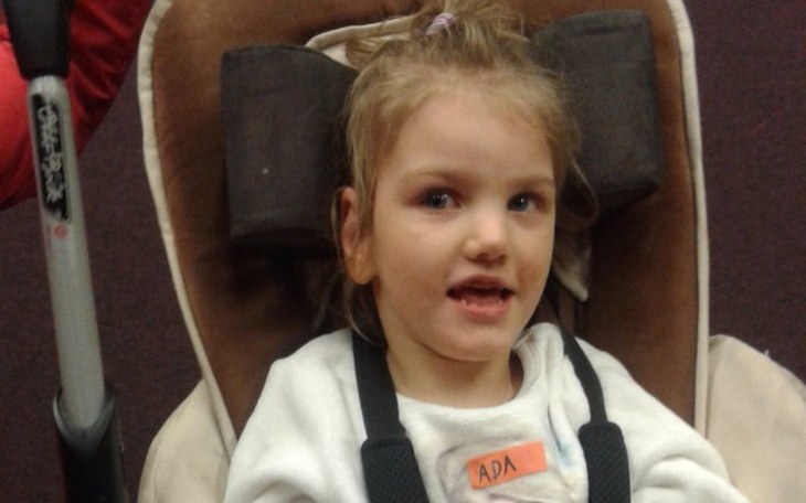 Zbiórka Pomóżmy Adusi odzyskać zdrowie - zdjęcie główne