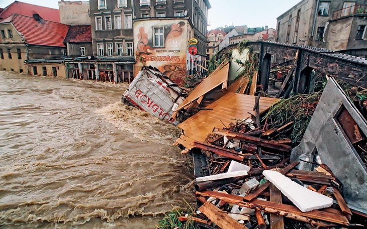Zbiórka maniFest wspiera - zdjęcie główne