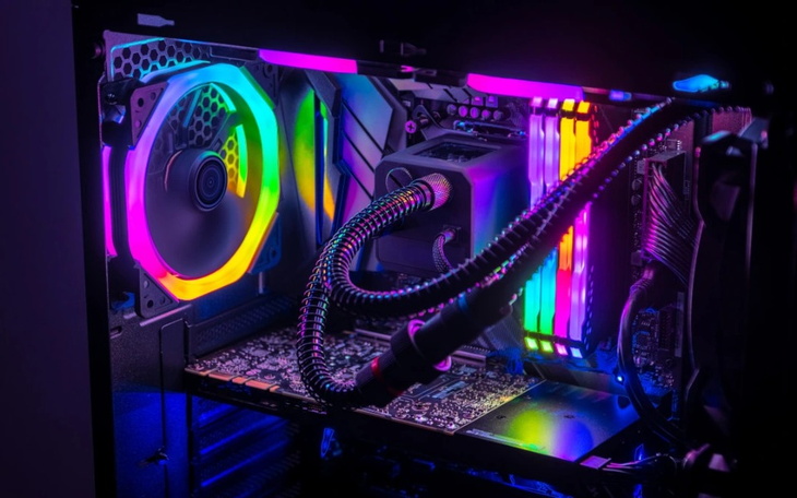 Zbiórka Na kómputer do gięr - zdjęcie główne