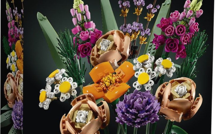 Zbiórka Na kwiaty z lego dla dziewczyny - zdjęcie główne