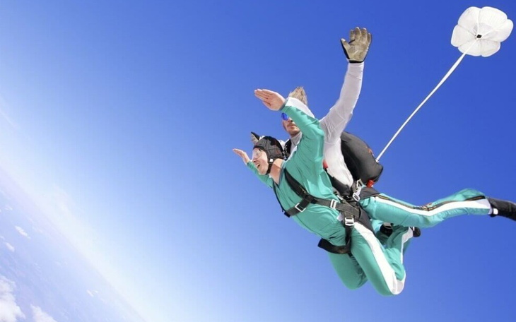 Zbiórka Dla taty na skok ze spadochronem - zdjęcie główne