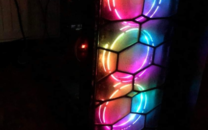 Zbiórka Na komputer gamingowy do gierek - zdjęcie główne