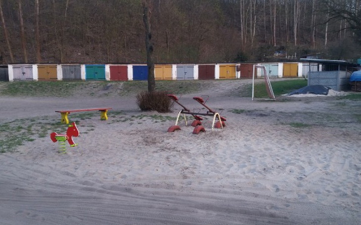 Zbiórka Zbiórka Na plac zabaw dla dzieci - zdjęcie główne