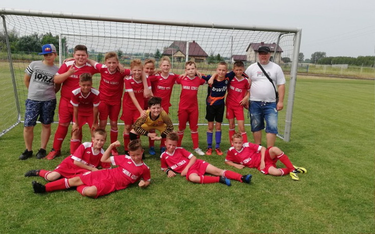 Zbiórka Na obóz młodzików z KUJAWIANKI - zdjęcie główne