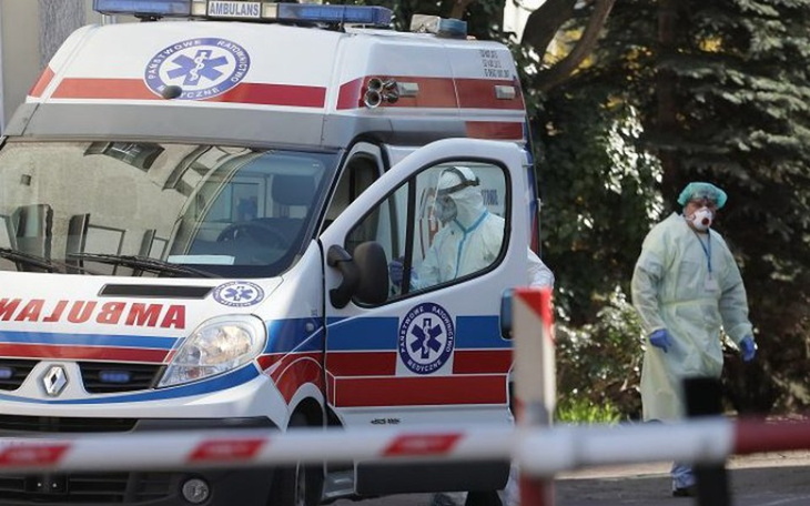 Zbiórka zbiórka dla szpitala w Płocku - zdjęcie główne