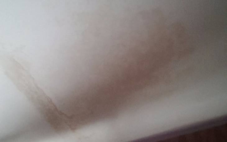 Zbiórka Na remont cieknącego dachu - zdjęcie główne