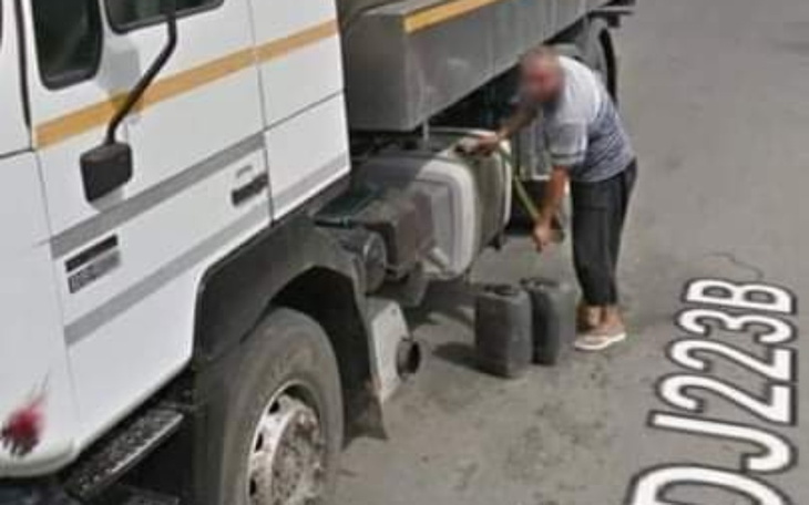 Zbiórka Jak żyć panie premierze - zdjęcie główne