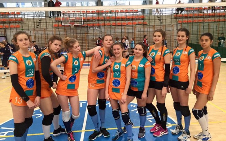 Zbiórka Pomoc dla młodych siatkarek ! - zdjęcie główne