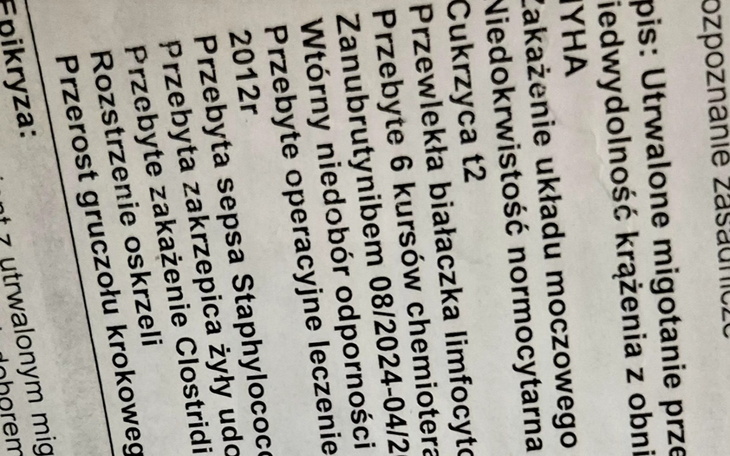 Dokument medyczny z informacjami o leczeniu.