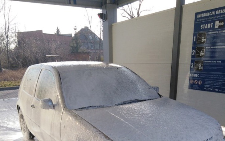 Zbiórka Naprawa auto - zdjęcie główne