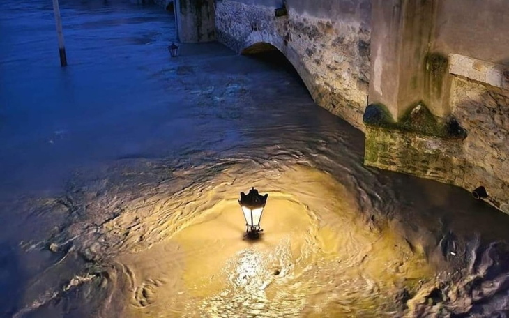 Zbiórka Na żywność dla POWODZIANIN - zdjęcie główne