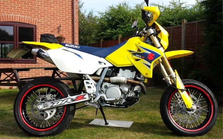 Zbiórka Motocykl marzeń Suzuki Dr-z 400 - zdjęcie główne