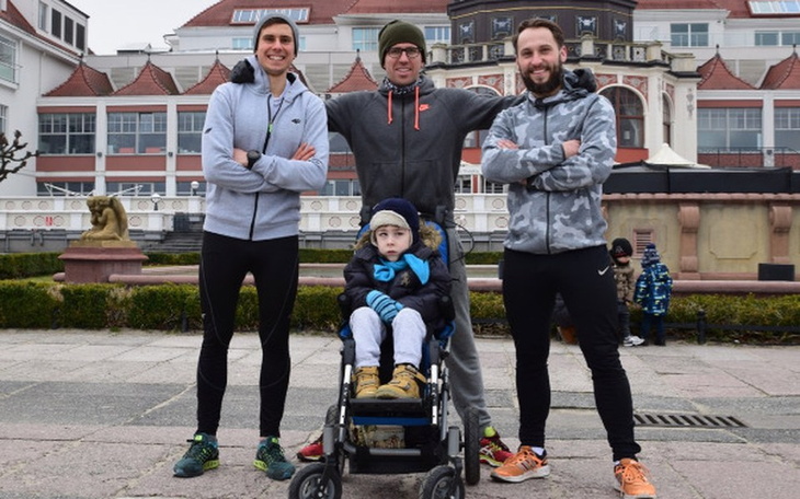 Zbiórka Pomóżmy #IronJaśkowi chodzić! - zdjęcie główne