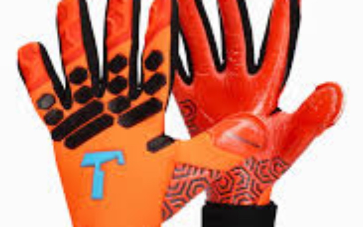 Zbiórka na rękawice bramkarskie dla juni - zdjęcie główne