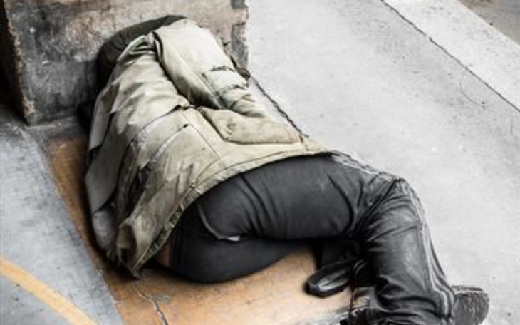 Zbiórka Bezdomny ojciec alkoholik - zdjęcie główne