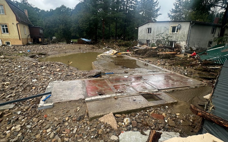 Zbiórka Pomóż w odbudowie domku - zdjęcie główne