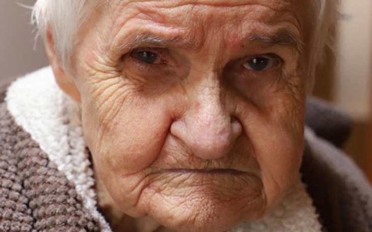 Zbiórka Pomoc dla babci Jadzii - zdjęcie główne