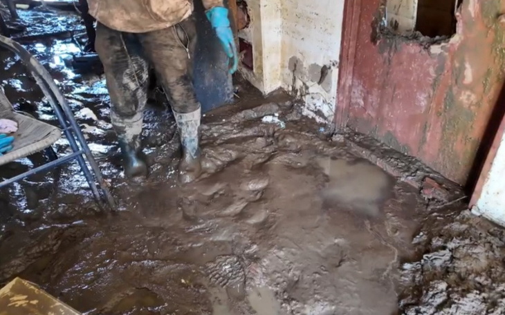 Zbiórka Pomóż powodzianom i zwierzętom - zdjęcie główne