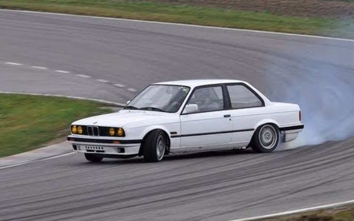 Zbiórka Auto do driftu - zdjęcie główne