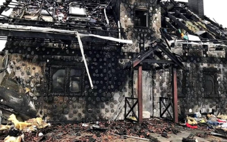 Zbiórka Na spalony dom - zdjęcie główne