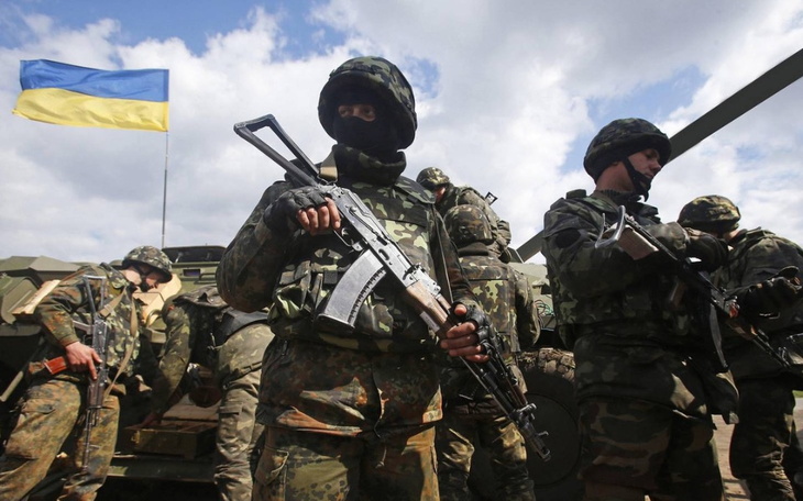 Zbiórka Pomoc wojennym - wschód Ukrainy - zdjęcie główne