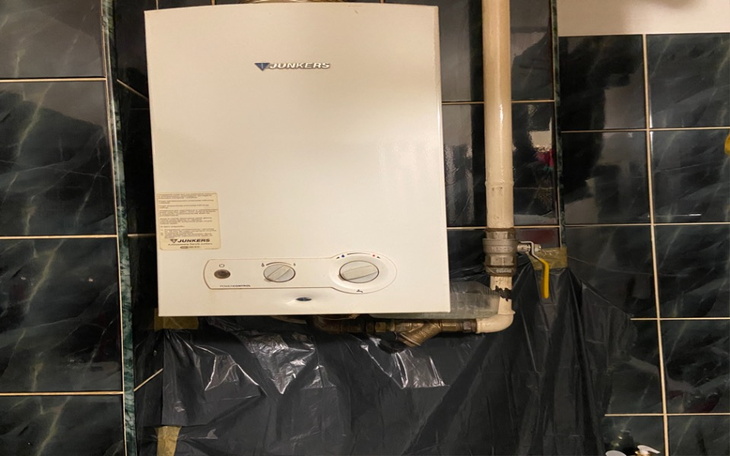 Zbiórka Bezpieczny junkers w łazience - zdjęcie główne