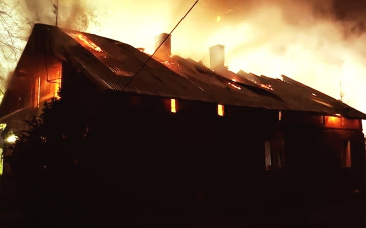 Zbiórka POMAGAMY odbudować Rodzinny Dom - zdjęcie główne