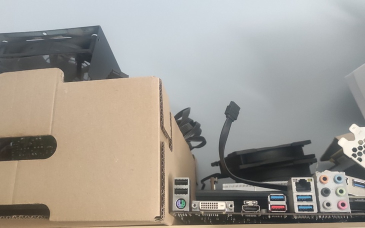 Zbiórka Komputer do pracy i rozrywki - zdjęcie główne