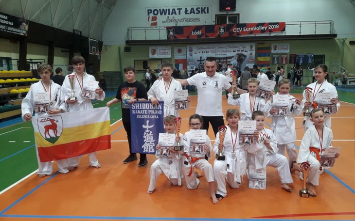 Zbiórka Bluzy,koszulki,torby klubowe - zdjęcie główne